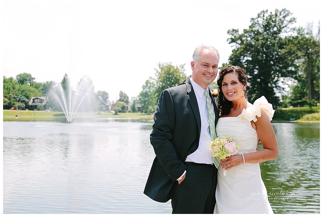 carondelt park boathouse wedding