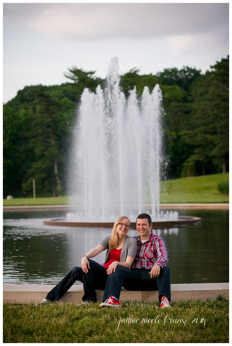 Forest Park Worlds Fair Pavilion Engagement Session