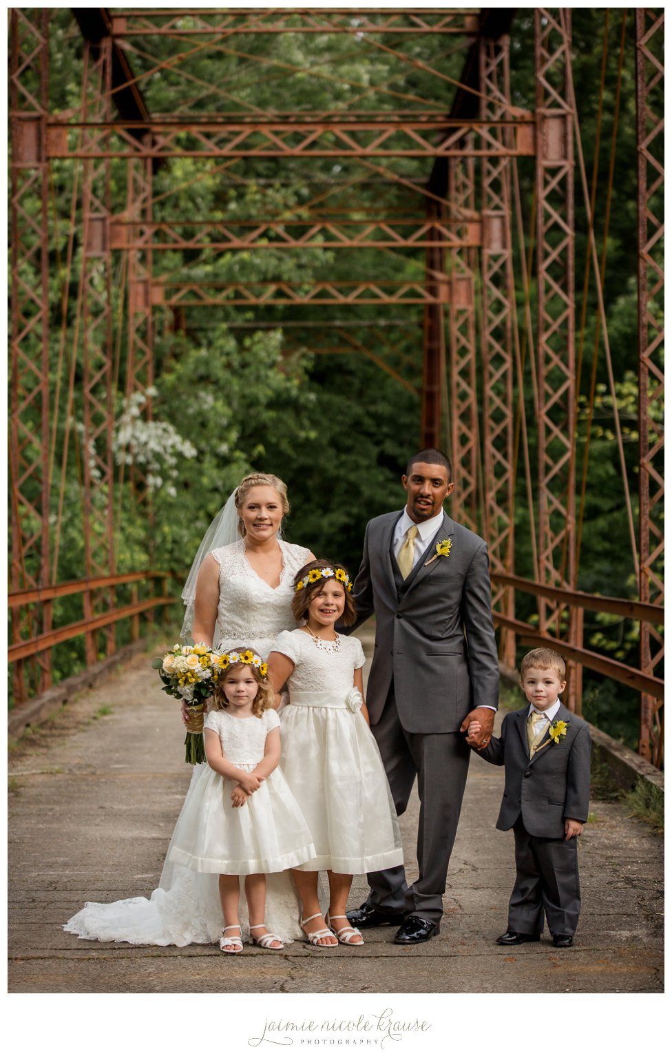 lalumondiere river mill & gardens wedding