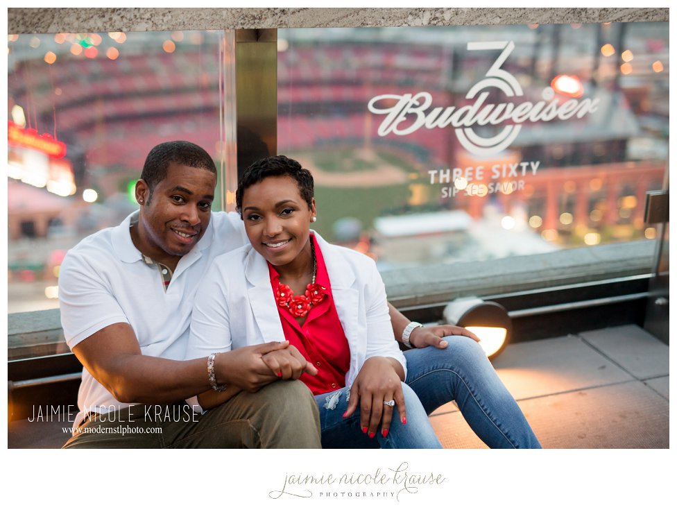 engagment photos downtown stl